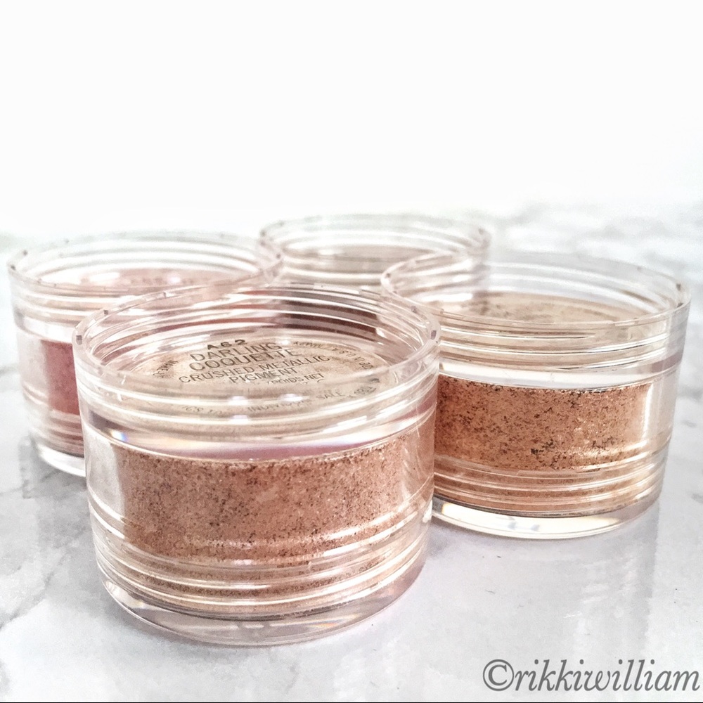 MAC Tenderly Warm Crushed Metallic Pigments Set - Picture 3 of 6